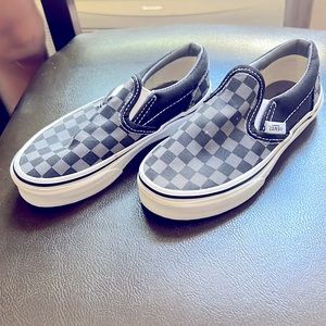 Kids checkerboard Vans
